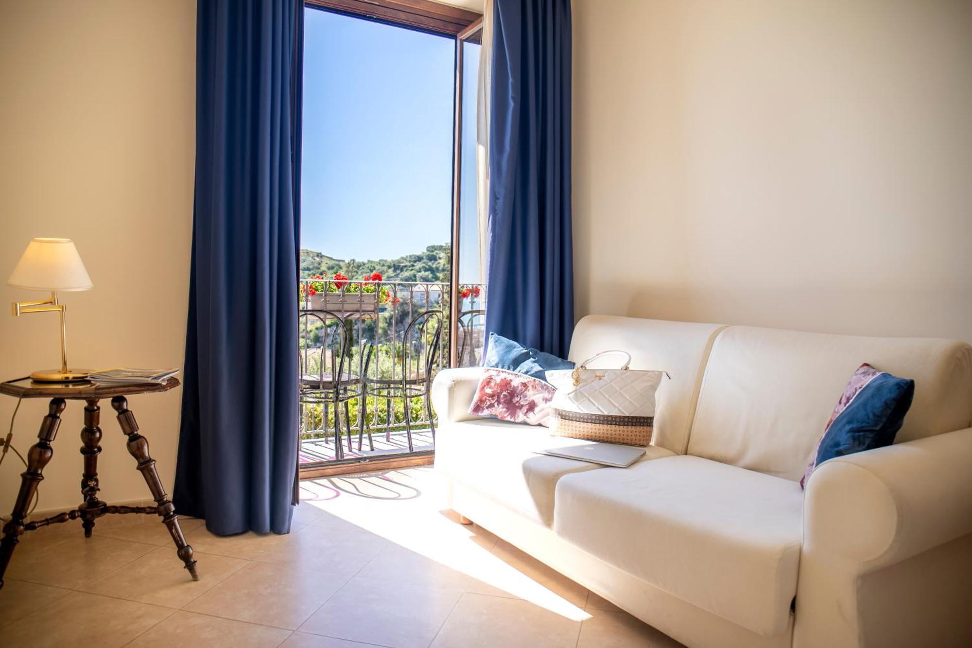 Relais Villa Giuliana Licata Exterior photo