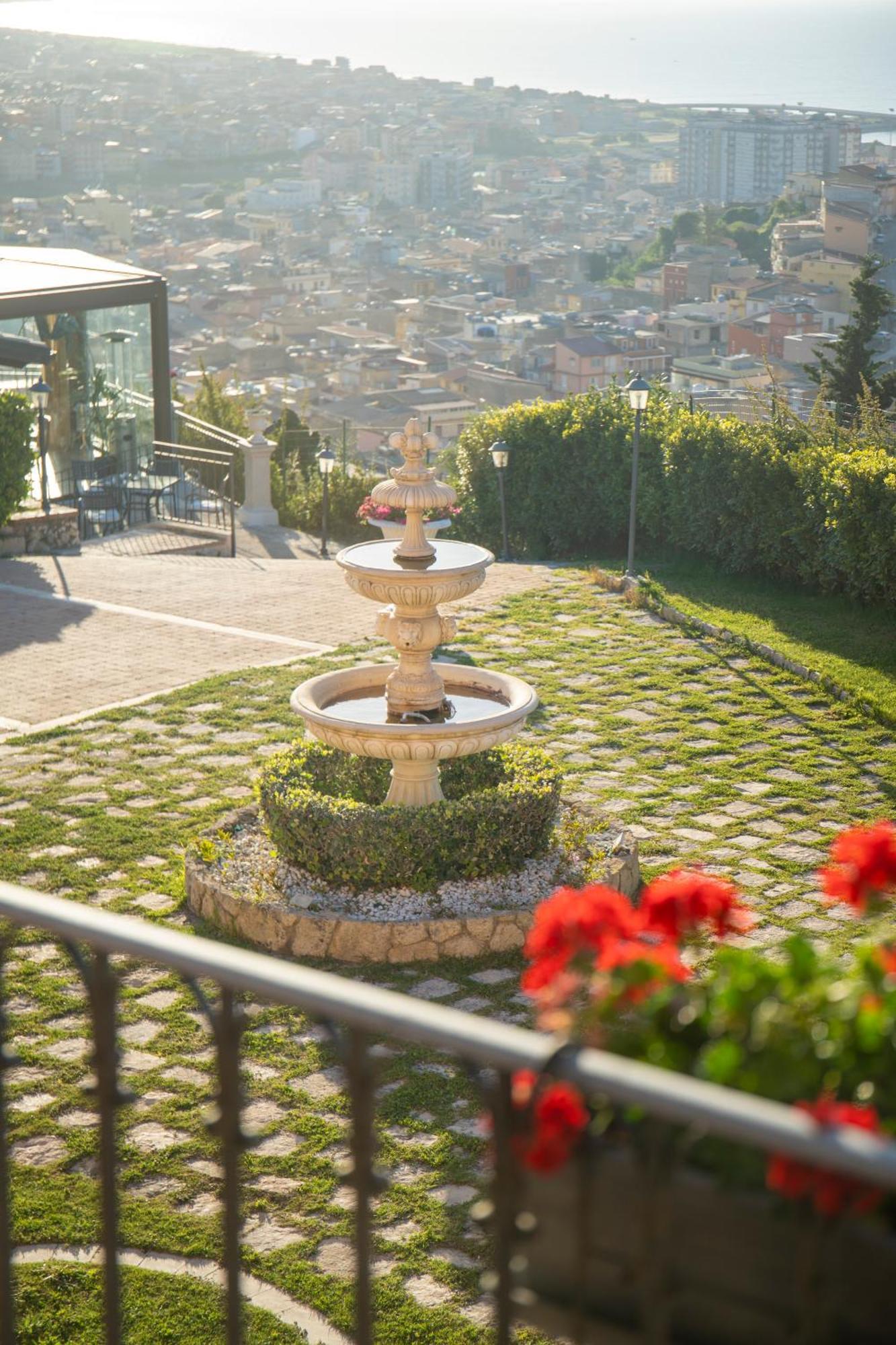 Relais Villa Giuliana Licata Exterior photo