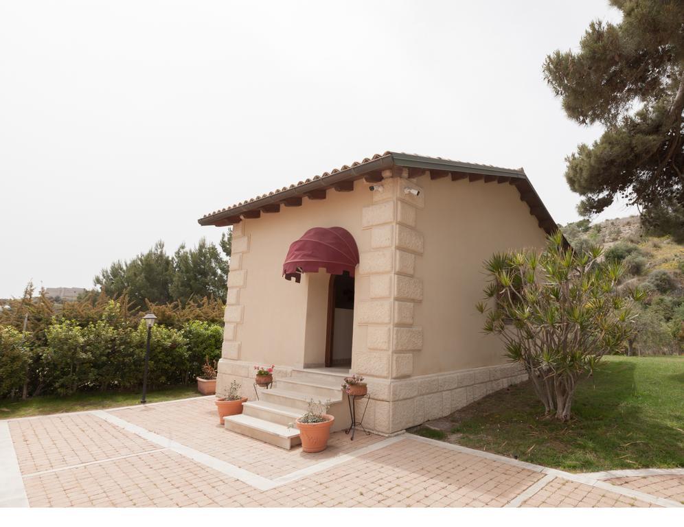 Relais Villa Giuliana Licata Exterior photo